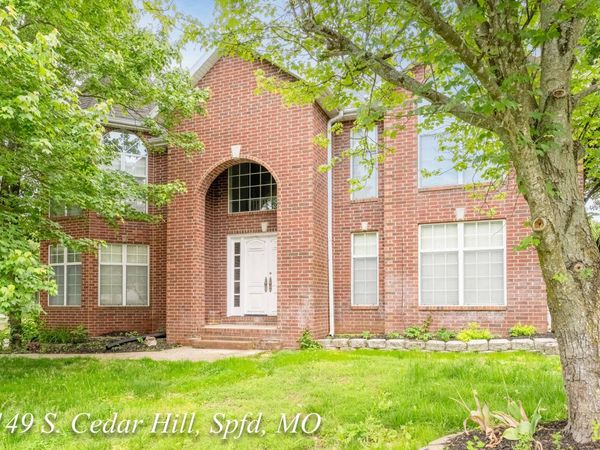 2149 S Cedar Hill Avenue, Springfield, MO 65809