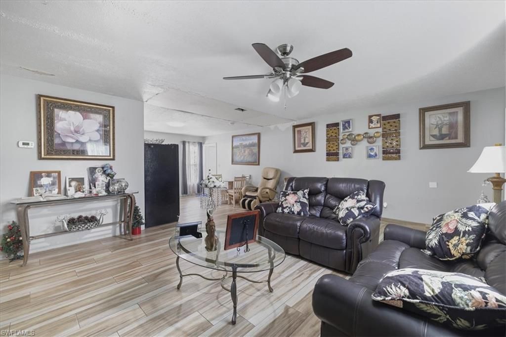 3871 White Blvd, Naples, FL 34117 Photo