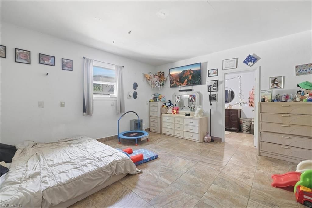 3871 White Blvd, Naples, FL 34117 Photo