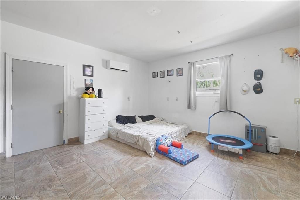 3871 White Blvd, Naples, FL 34117 Photo