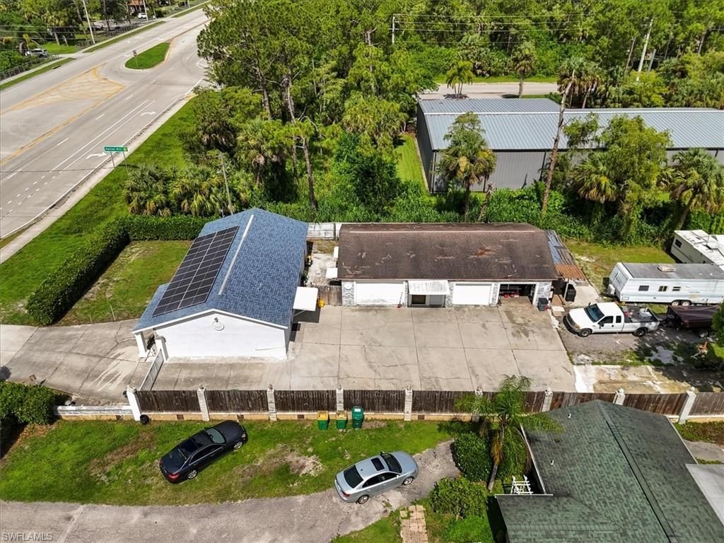 3871 White Blvd, Naples, FL 34117 Photo