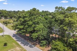 4385 6th Ave. N photo 4