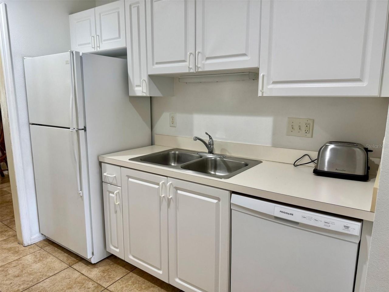 4457 45th Avenue W, Unit 202, Bradenton, FL 34210 Photo