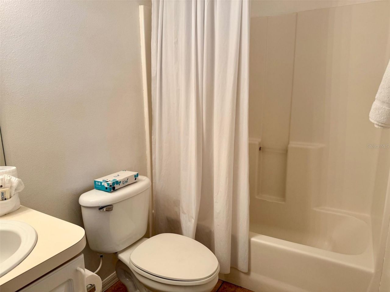 4457 45th Avenue W, Unit 202, Bradenton, FL 34210 Photo