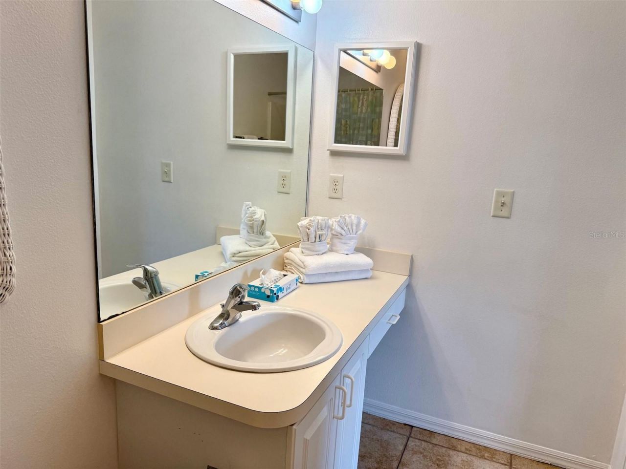 4457 45th Avenue W, Unit 202, Bradenton, FL 34210 Photo