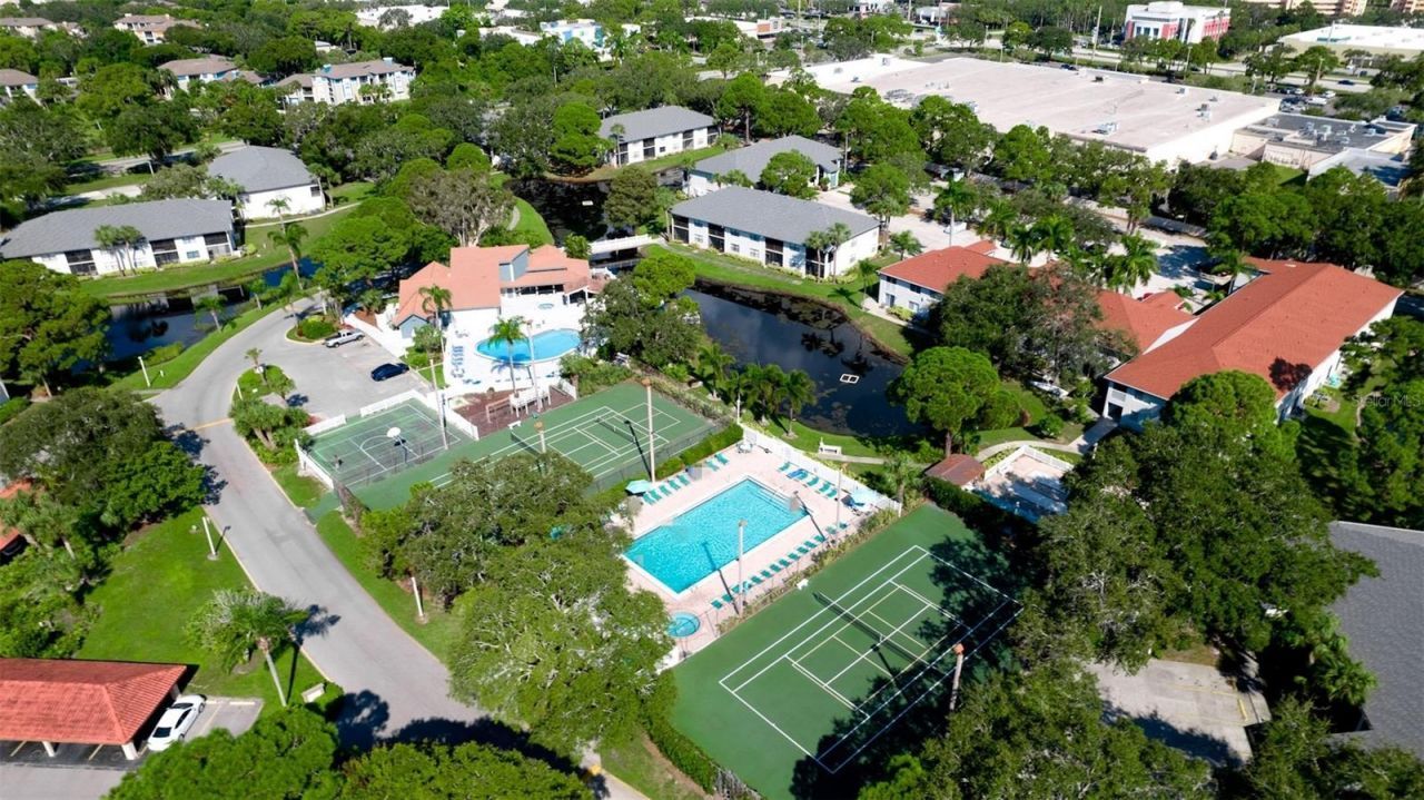 4457 45th Avenue W, Unit 202, Bradenton, FL 34210 Photo