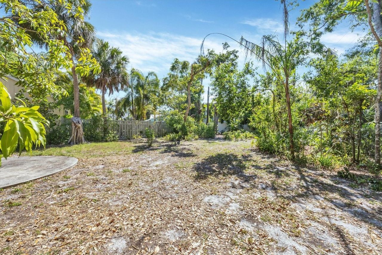 2315 Mcclellan Parkway, Sarasota, FL 34239 Photo