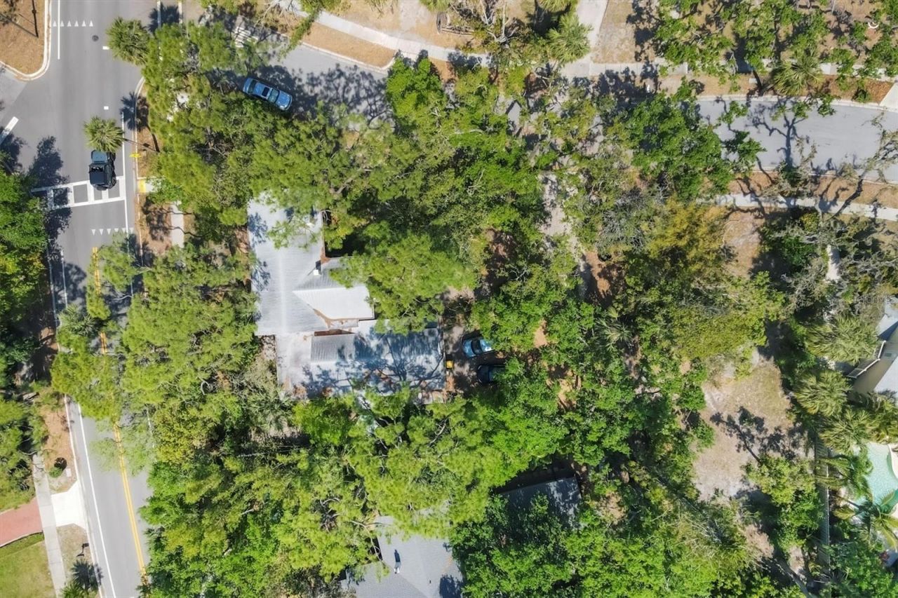 2315 Mcclellan Parkway, Sarasota, FL 34239 Photo