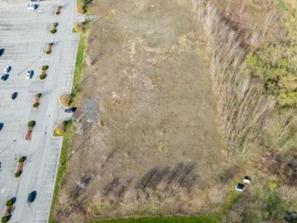 180 Lowes Blvd, Herkimer, NY 13350