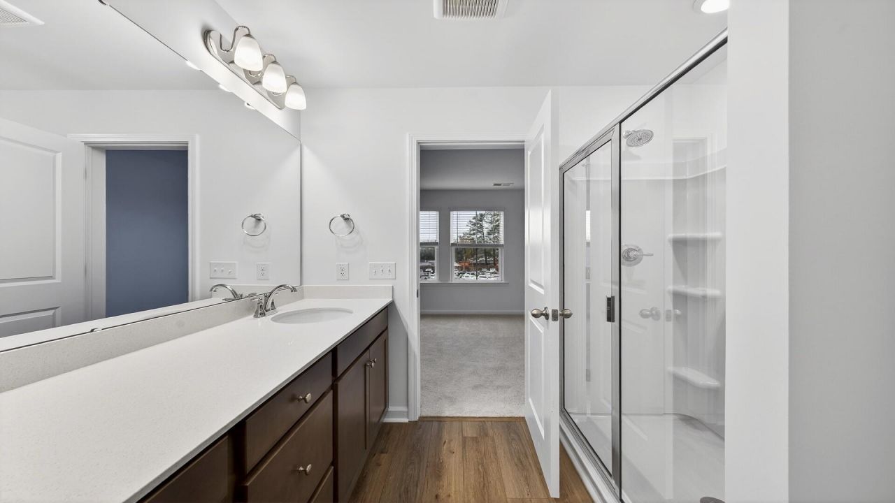 4633 Forest Hills Drive Photo 15