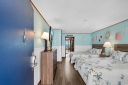 200 76th Ave. N photo 4