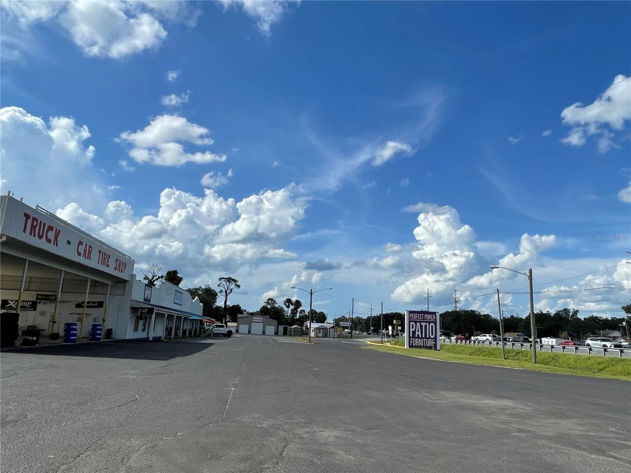 2520 Us Highway 441/27, Fruitland Park, FL 34731 Photo
