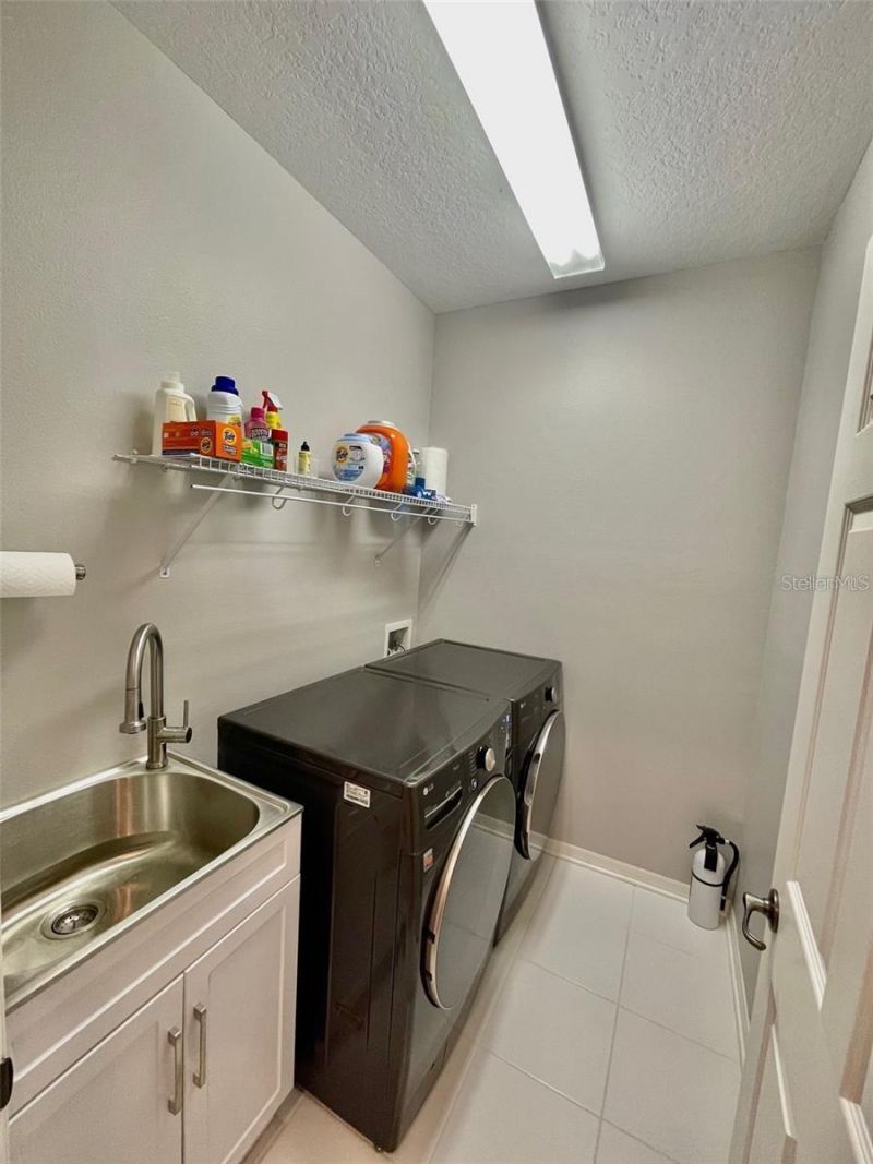 5508 Napa Drive, Sarasota, FL 34243 Photo