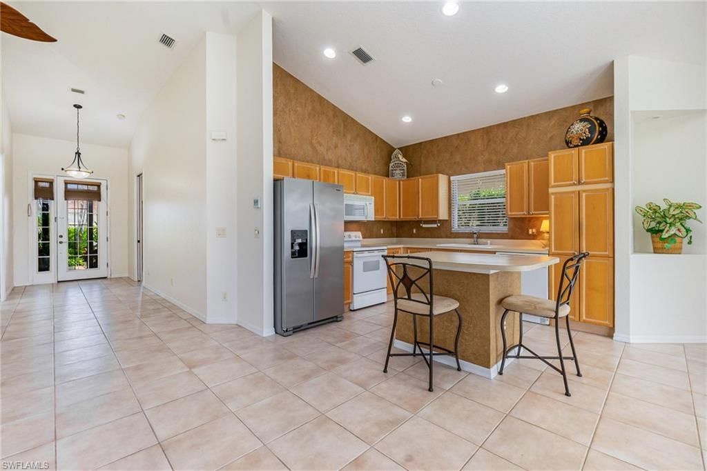28501 Hidden Lake Dr, Bonita Springs, FL 34134 Photo