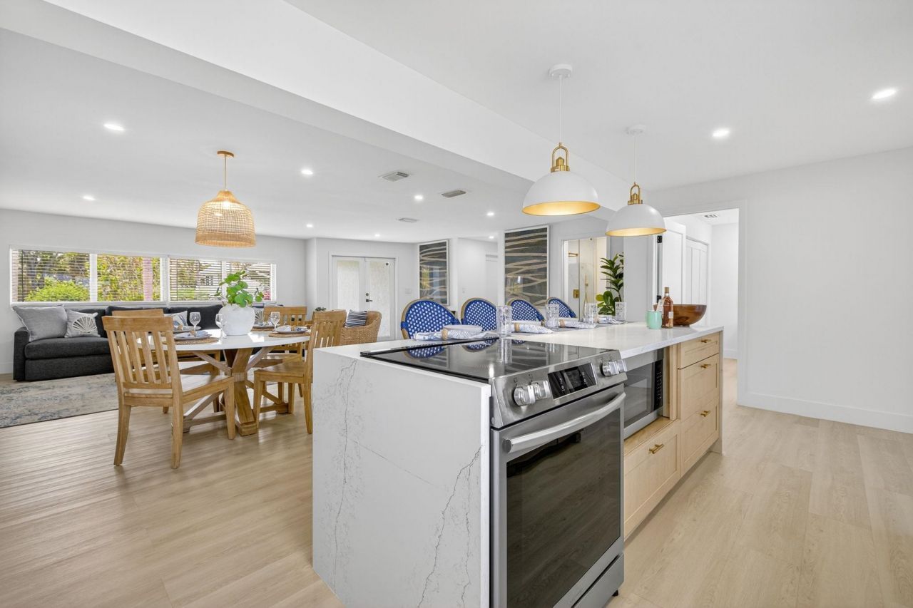 1377 Sand Castle Rd, Sanibel, FL 33957 Photo