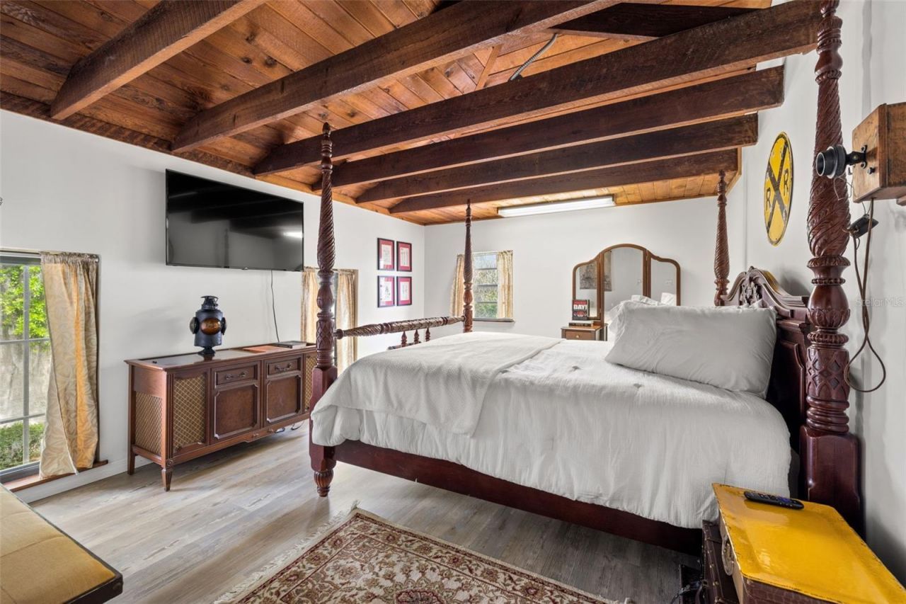 37731 Robinson Avenue, Dade City, FL 33523 Photo