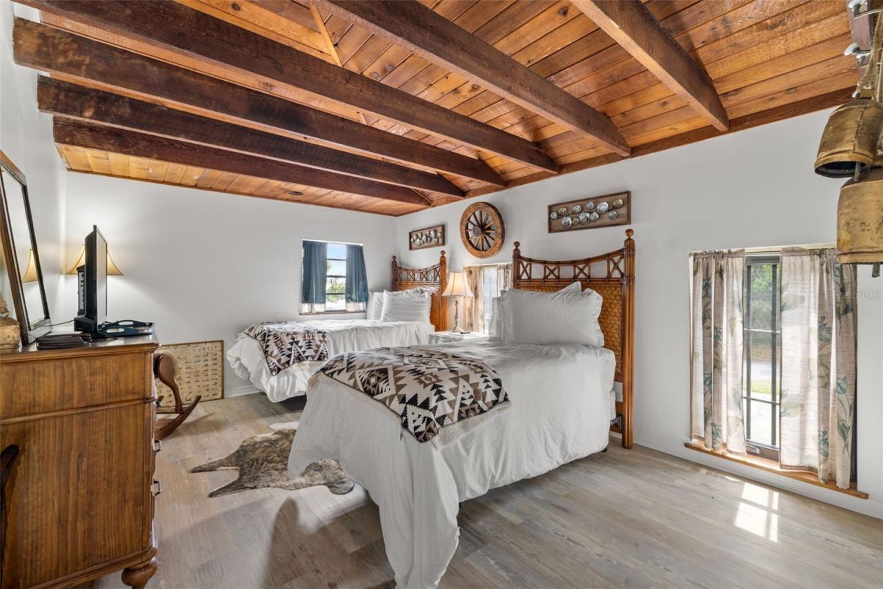 37731 Robinson Avenue, Dade City, FL 33523 Photo