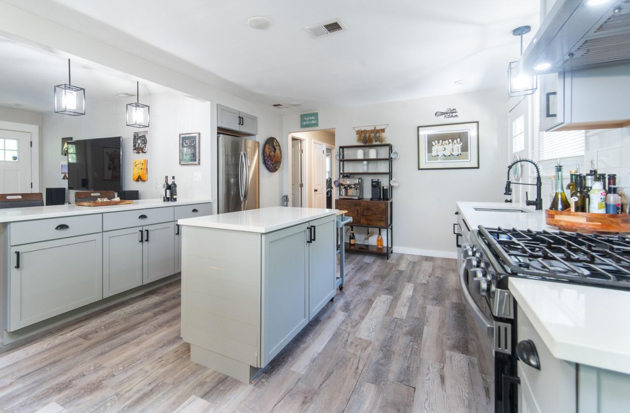 1153 Pauline Avenue Photo 10