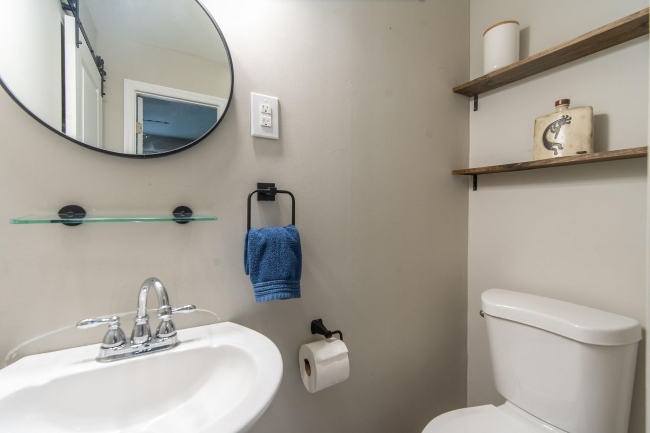 1153 Pauline Avenue Photo 33