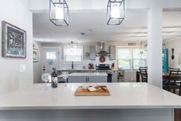 1153 Pauline Avenue photo 4