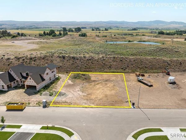 6331 S Desert Peak Drive, IDAHO FALLS, ID 83404