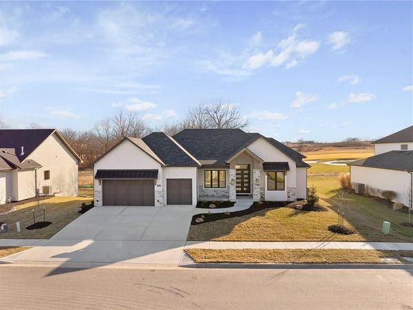 703 Hampstead Drive, Raymore, MO 64083