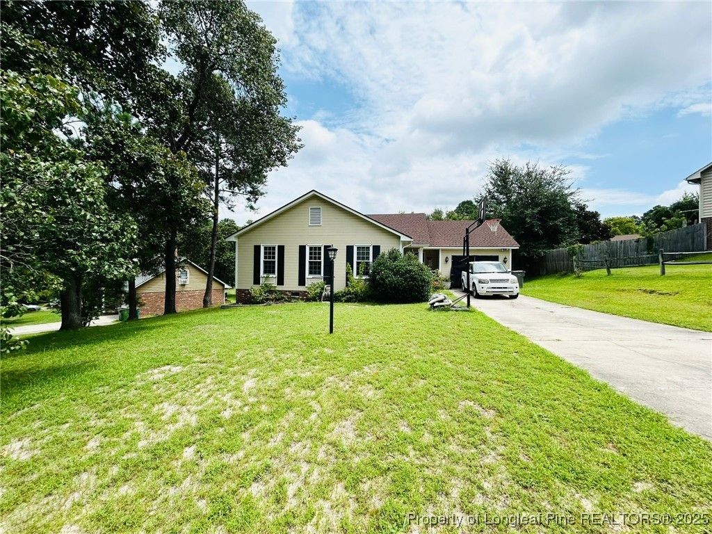 5022 Sycamore Drive, Hope Mills, NC 28348 Main Photo