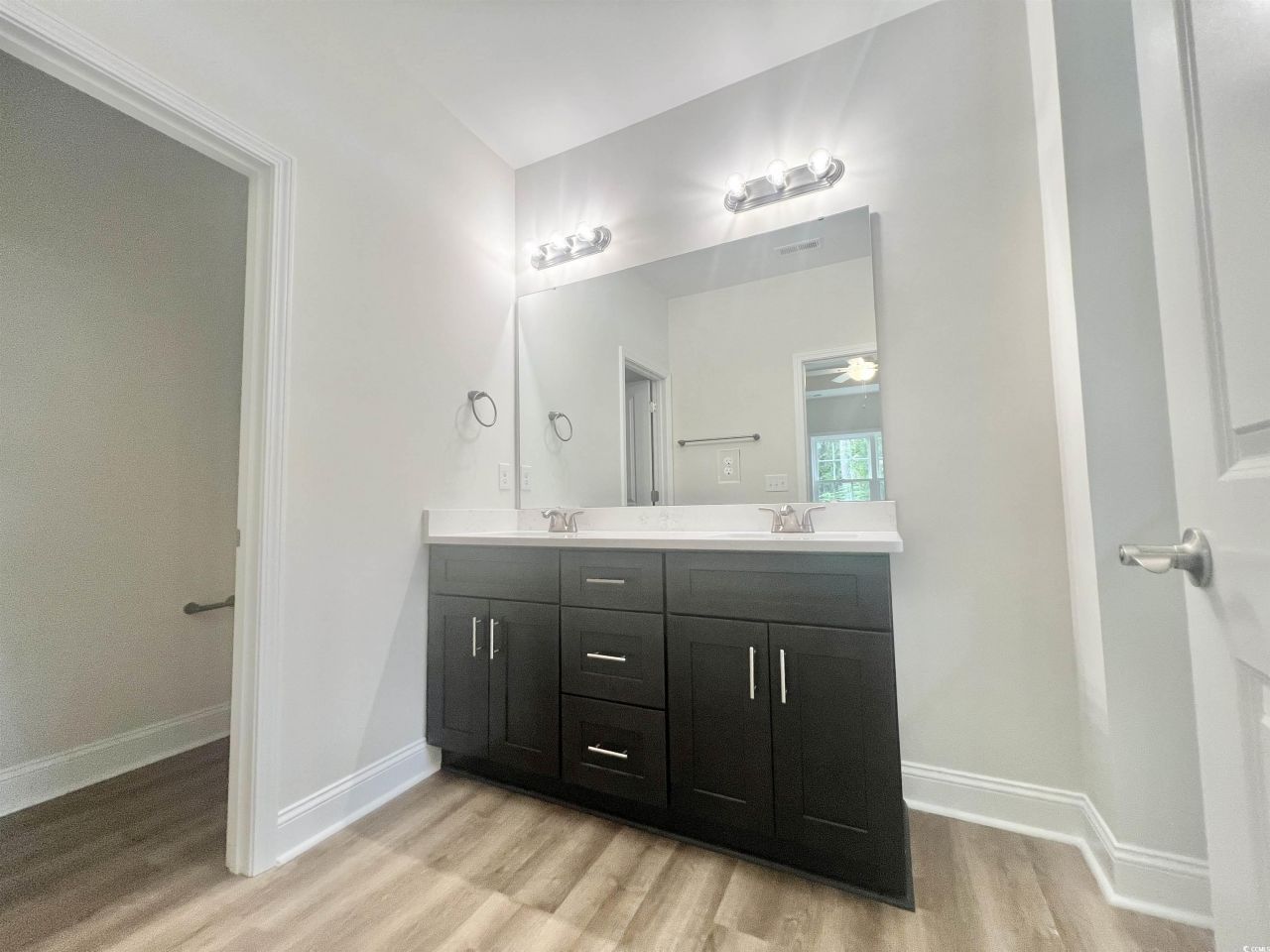 5288 Old Forest Dr. Photo 18