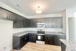 5288 Old Forest Dr. photo 4