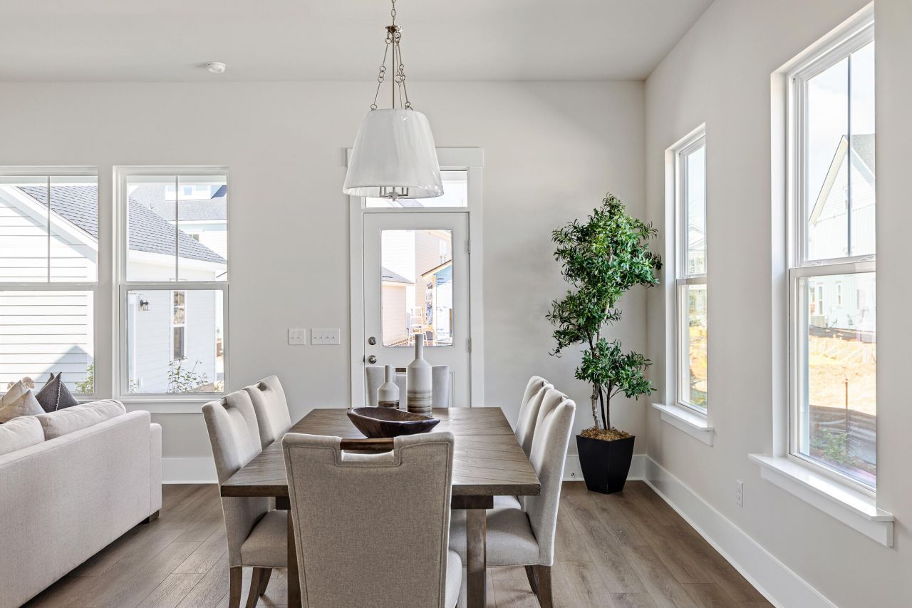 621 June Berry Drive Photo 13