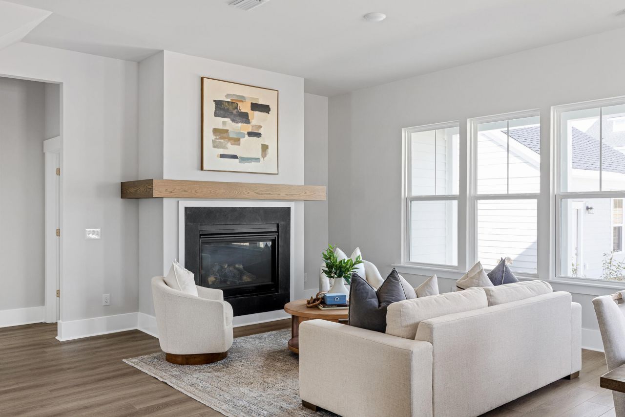 621 June Berry Drive Photo 14