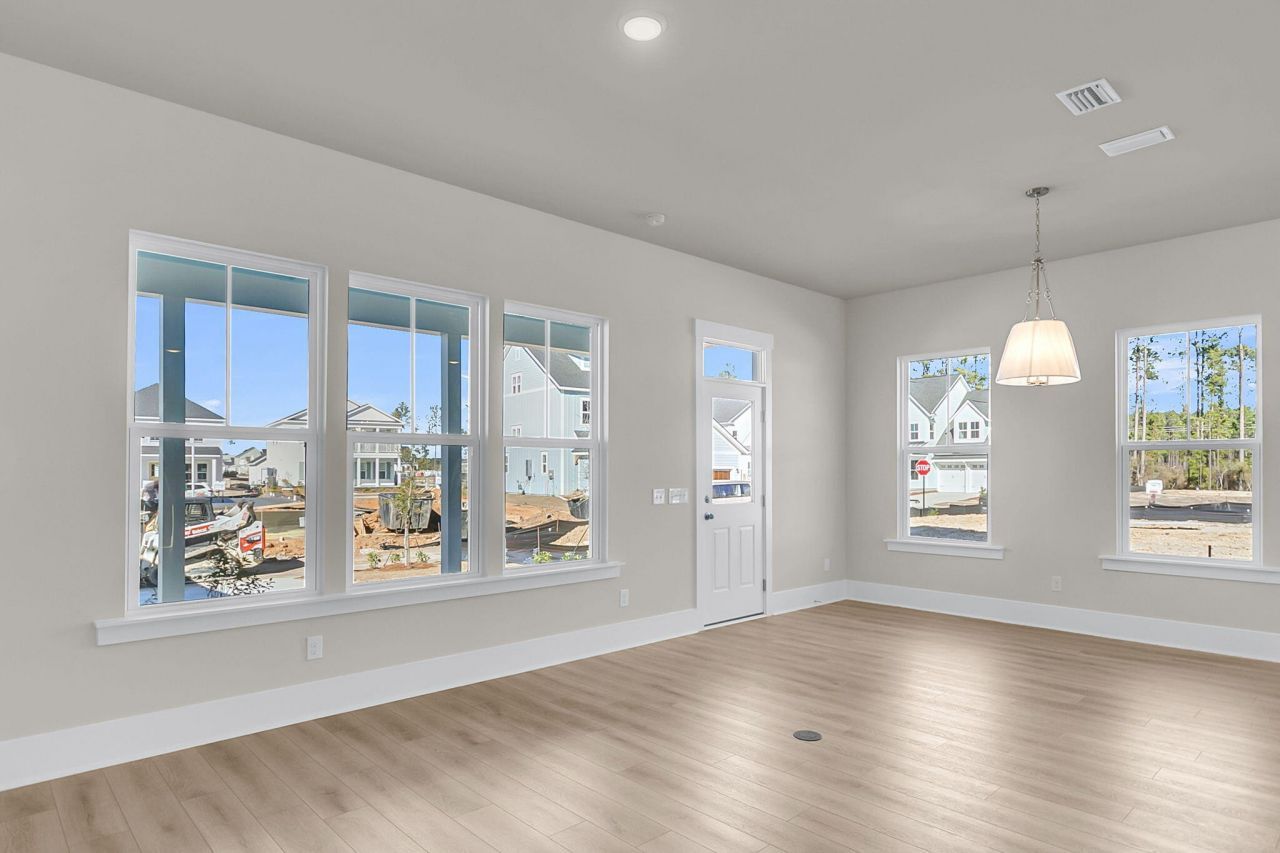 621 June Berry Drive Photo 33