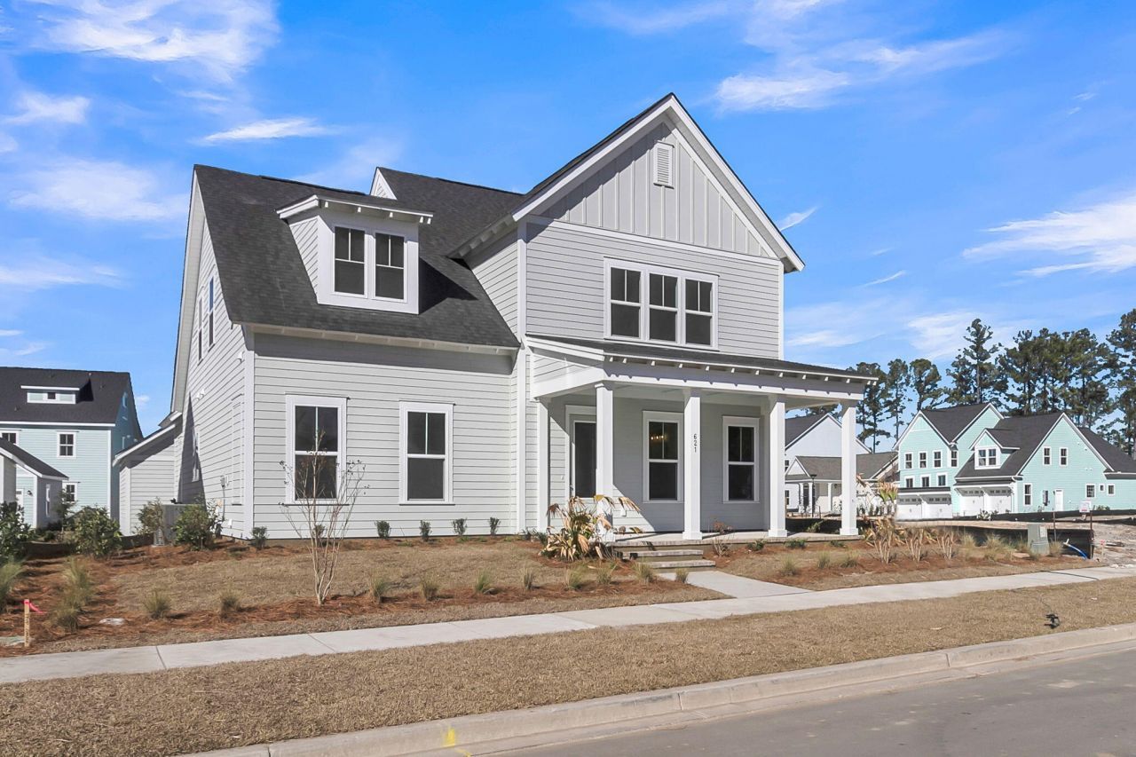 621 June Berry Drive Photo 6