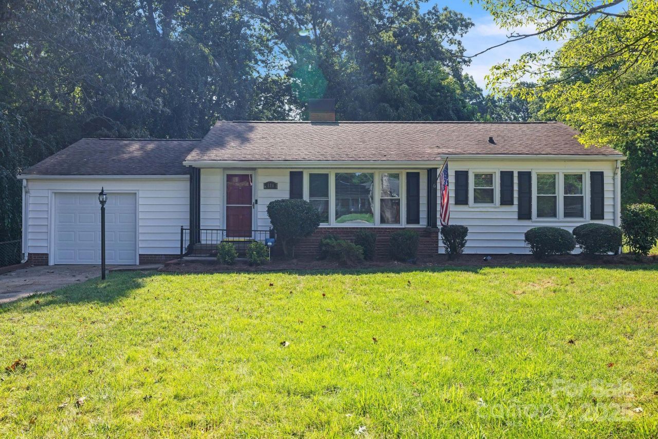 878 Henkel Road, Statesville, NC 28677 Main Photo