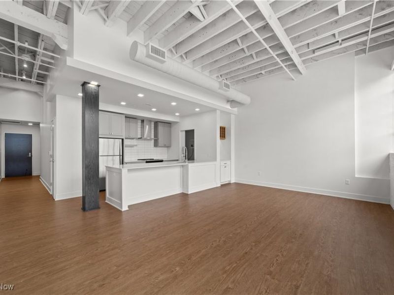 2048 Fulton Road, Unit 107, Cleveland, OH 44113 Photo 23