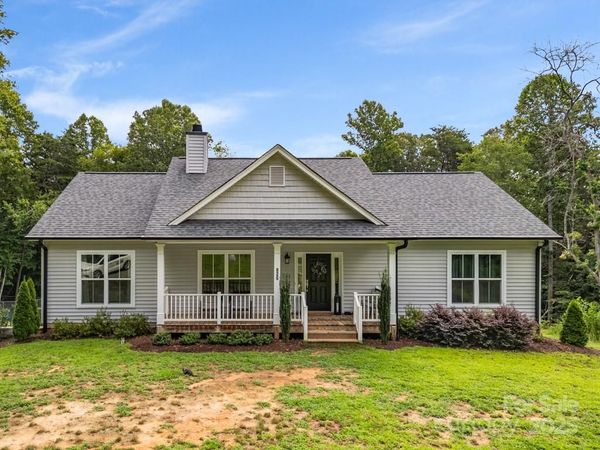 826 Country Lane, Pelham, NC 27311