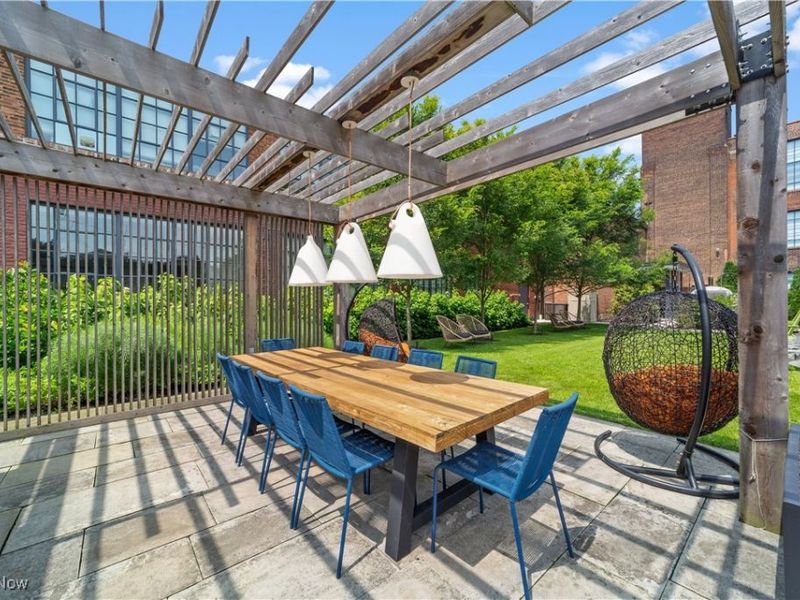 2048 Fulton Road, Unit 114, Cleveland, OH 44113 Photo 19