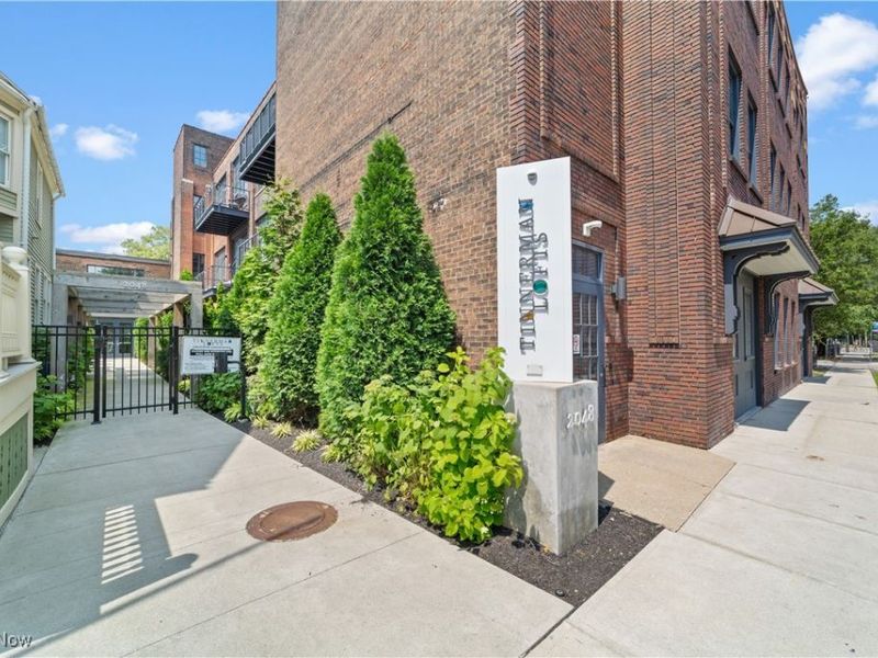 2048 Fulton Road, Unit 114, Cleveland, OH 44113 Photo 2