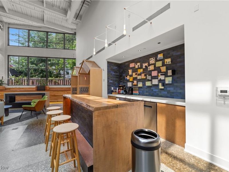 2048 Fulton Road, Unit 114, Cleveland, OH 44113 Photo 8