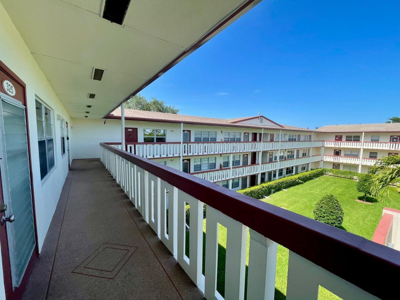 328 Brighton, Unit H, Boca Raton, FL 33434 Photo