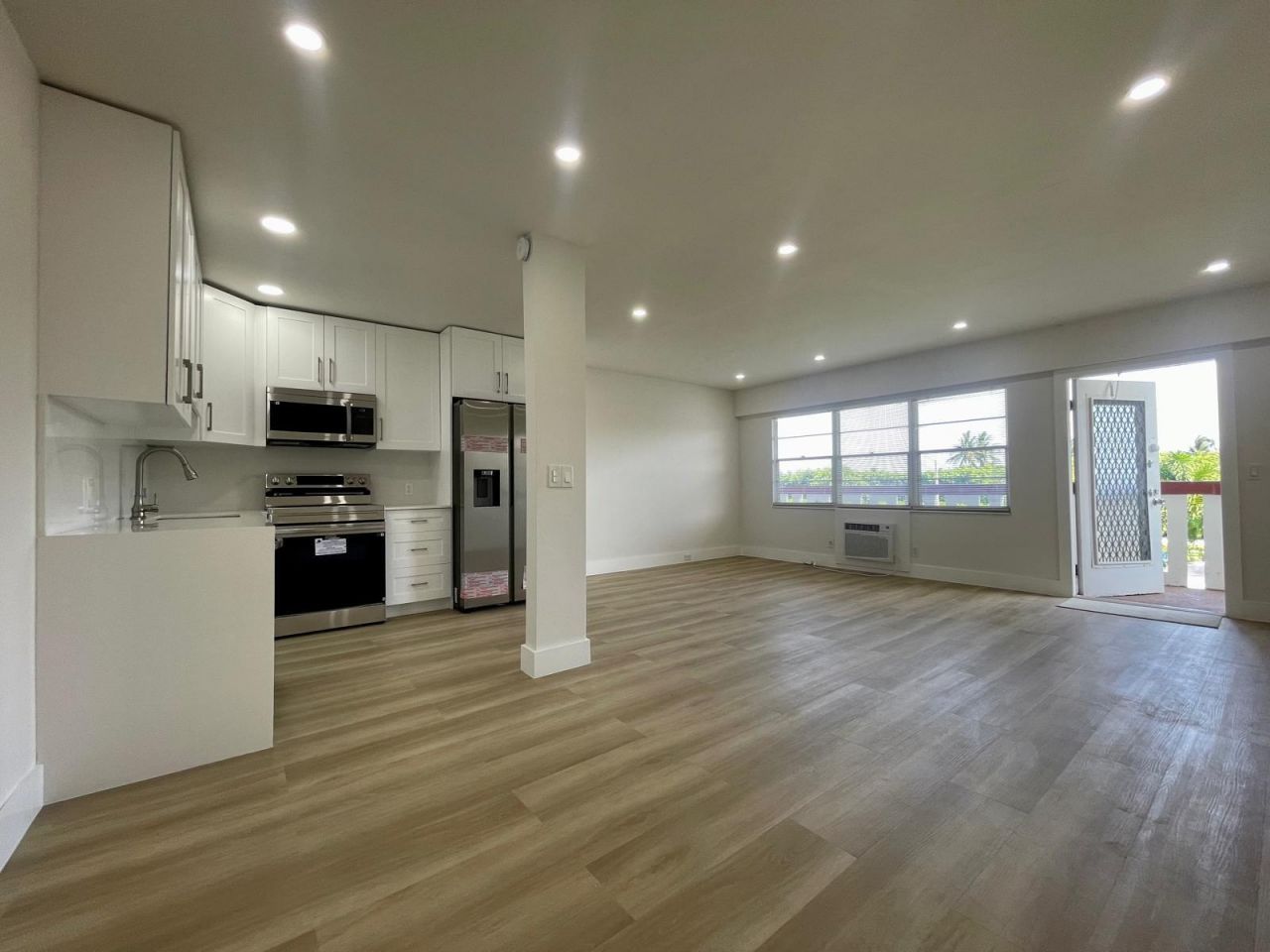 328 Brighton, Unit H, Boca Raton, FL 33434 Photo