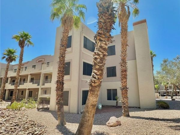 2060 Mesquite Lane, Unit 205, Laughlin, NV 89029