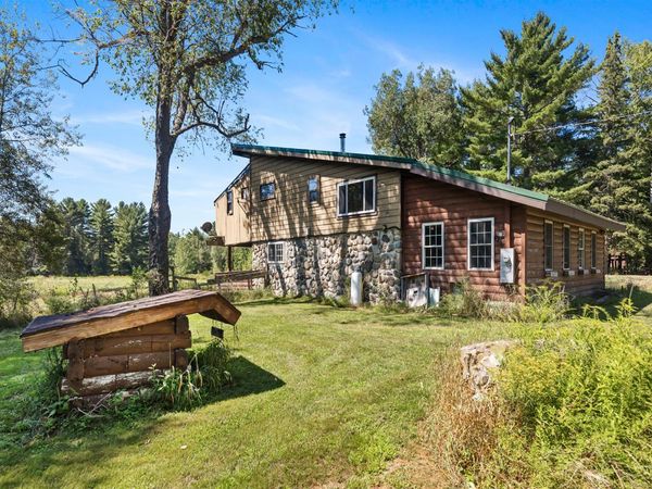 381 County Road, Milford, ME 04461