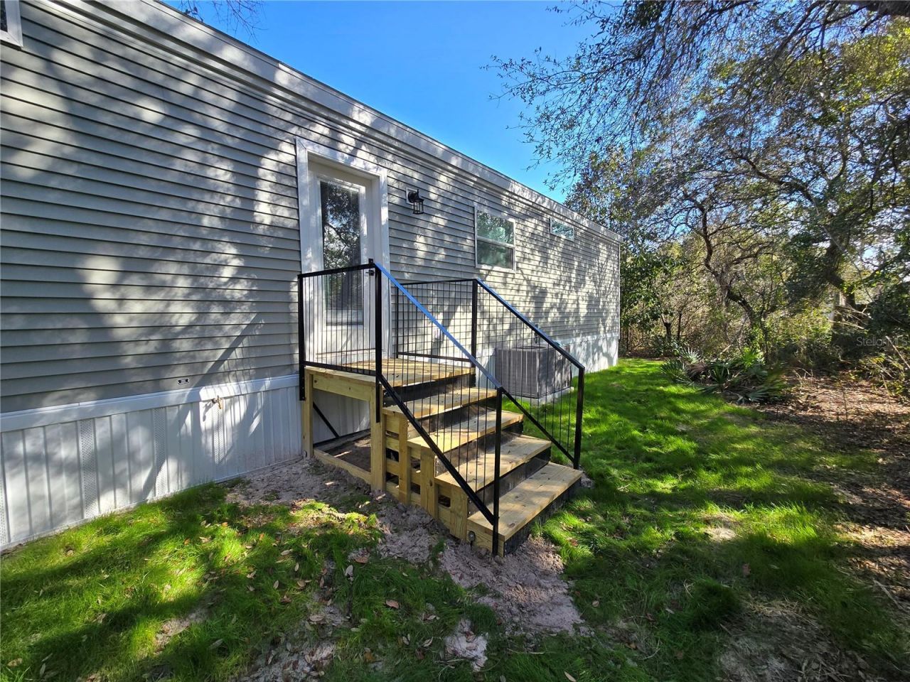 43535 Dixie Drive, Paisley, FL 32767 Photo
