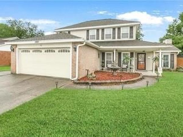 1927 WYNDEMERE Drive, Slidell, LA 70461
