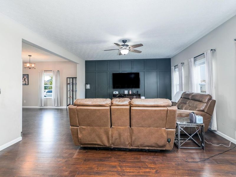 5 Burroughs Drive, Ashville, OH 43103 Photo 10