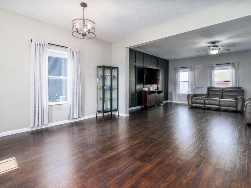 5 Burroughs Drive, Ashville, OH 43103 Photo 14