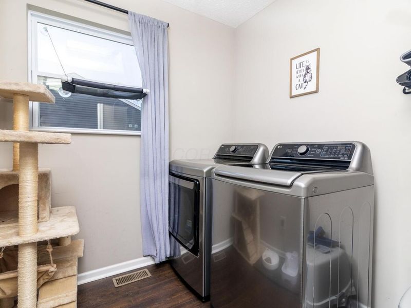 5 Burroughs Drive, Ashville, OH 43103 Photo 25