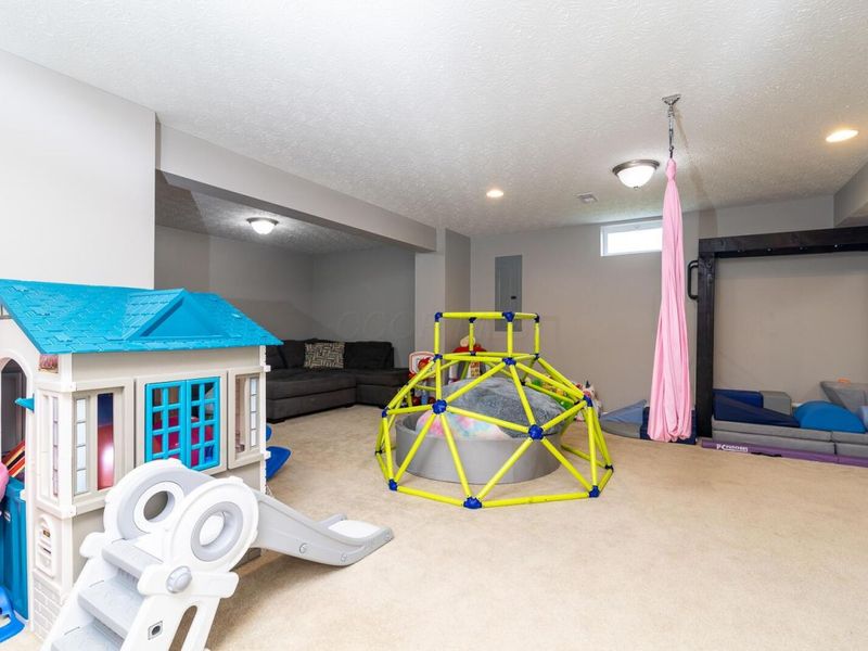 5 Burroughs Drive, Ashville, OH 43103 Photo 37