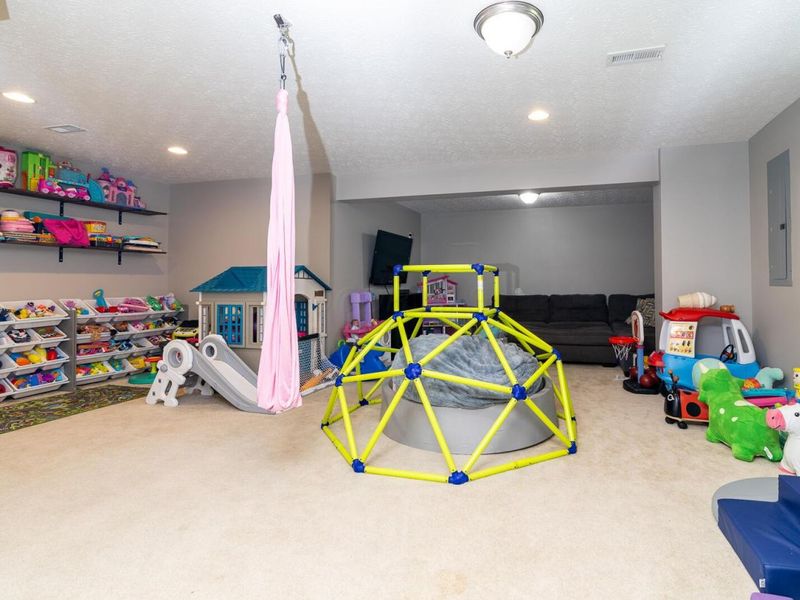 5 Burroughs Drive, Ashville, OH 43103 Photo 38